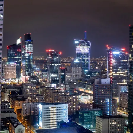 Single No.4 In The Very Center Of Warsaw
